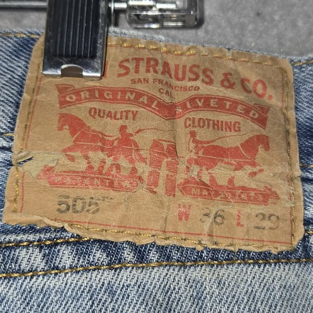 Levi's‎ 505 Men's W36 L29 Regular Fit Straight Leg Light Wash Blue Jeans Outdoor